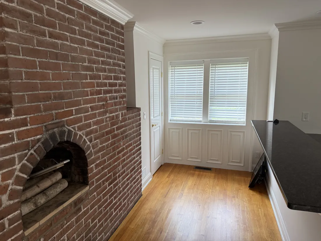 A living room in Naugatuck, Connecticut after a clean by Fab's Cleaning